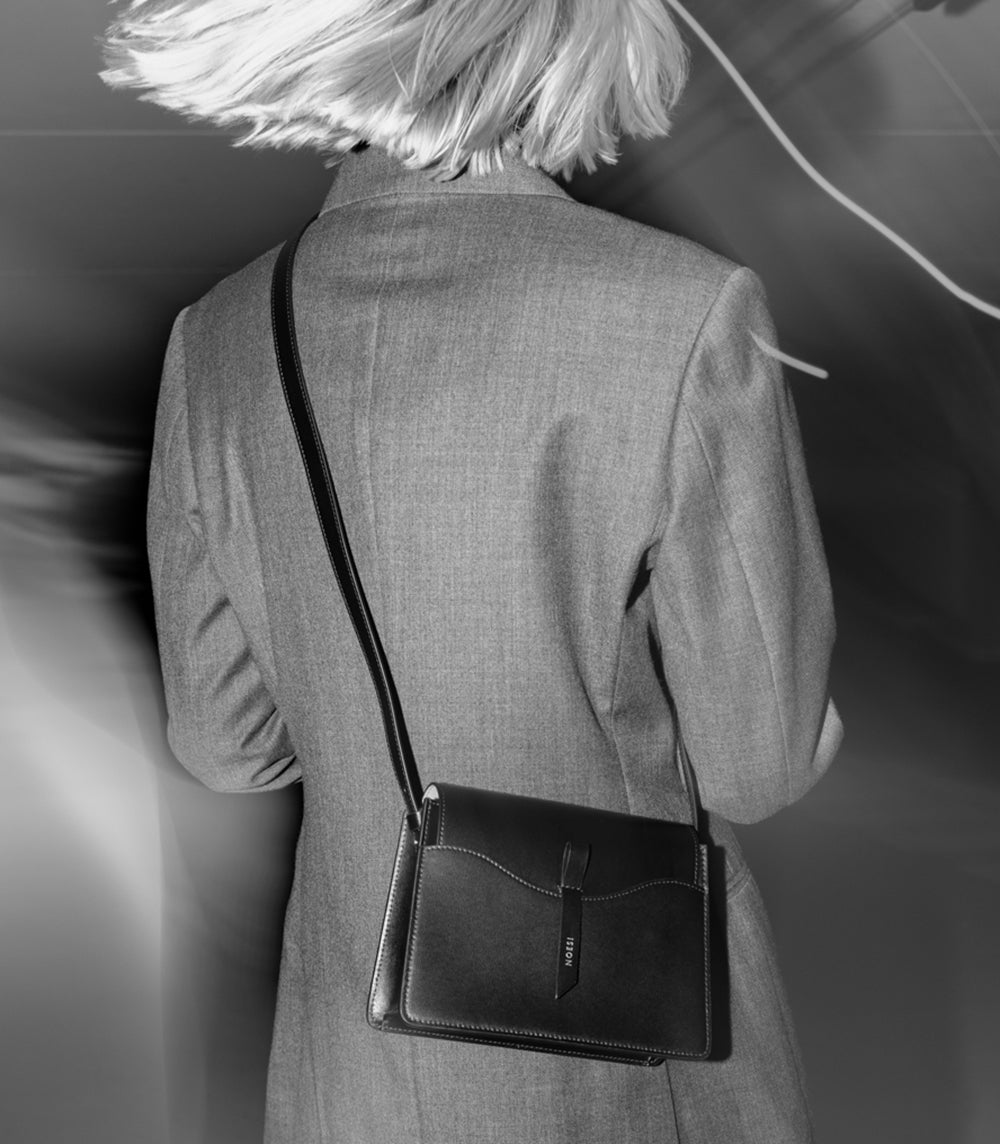 Peggy - Leather Poppy